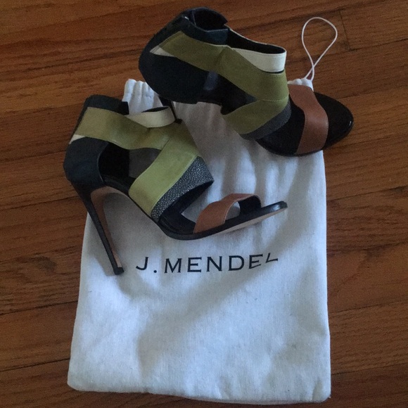 J. Mendel Vero Cuoio Heels - Picture 2 of 4